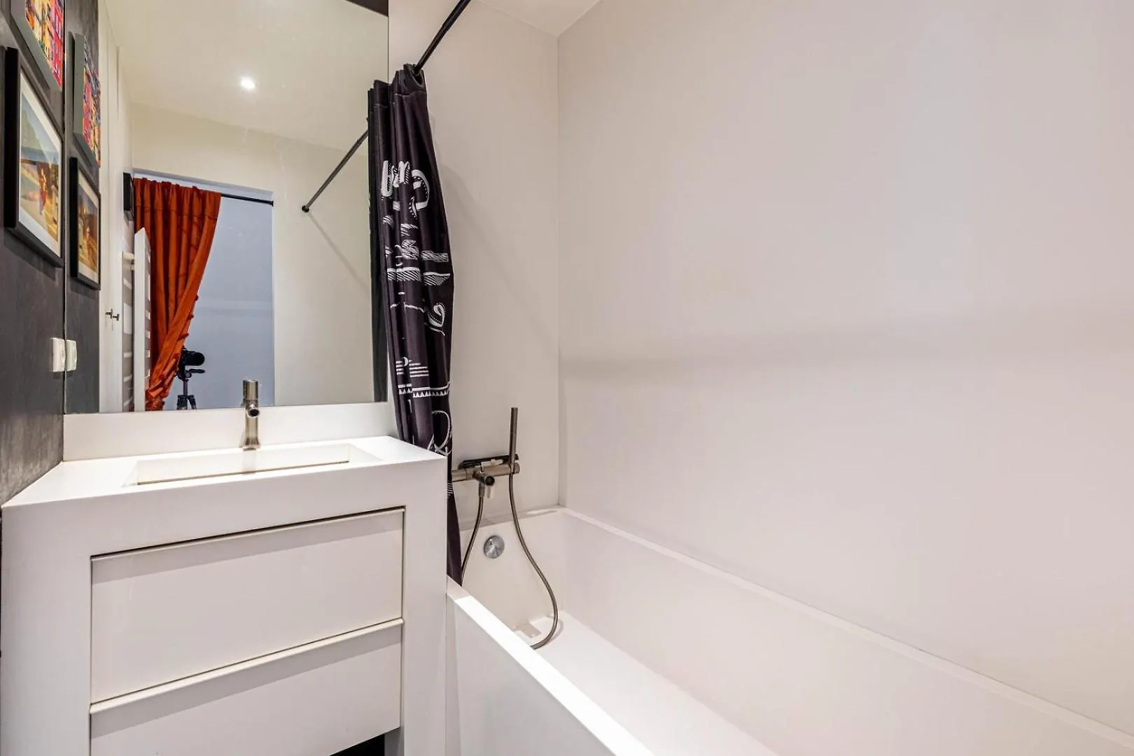 Апартаменты Guestready - Bright Getaway Near Bois De Boulogne Париж
